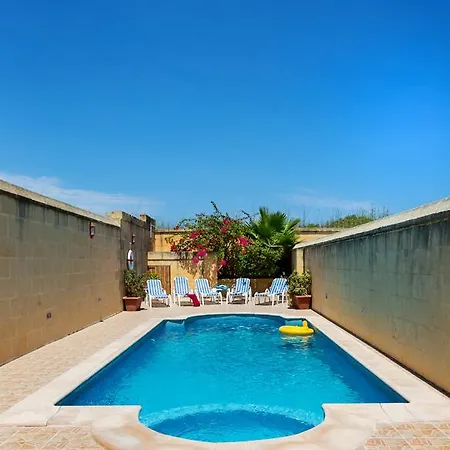 Ta' Leli Farmhouse *